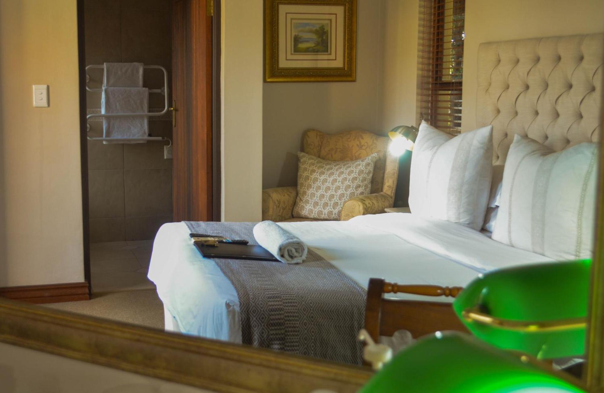 Bohemian Guesthouse - Претория Экстерьер фото